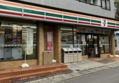 コンビニ　セブンイレブン 川崎西生田店（コンビニ）まで630m