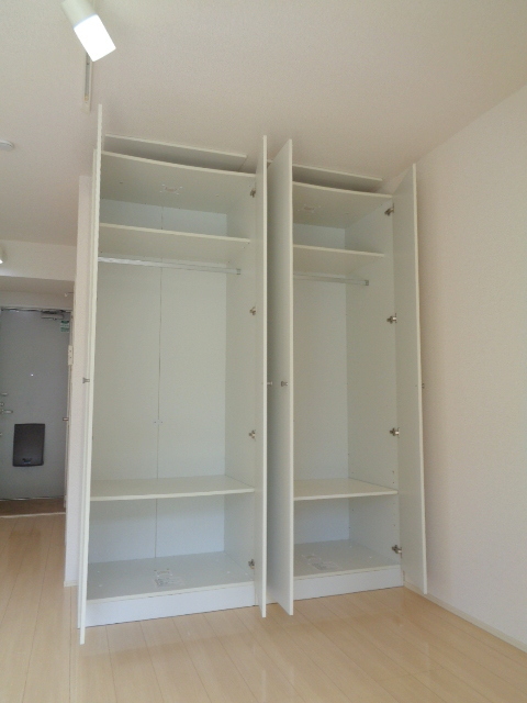 収納　可動式収納