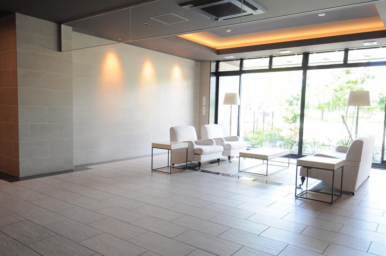 エントランス　エントランス