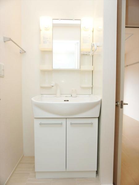 洗面設備　洗面所