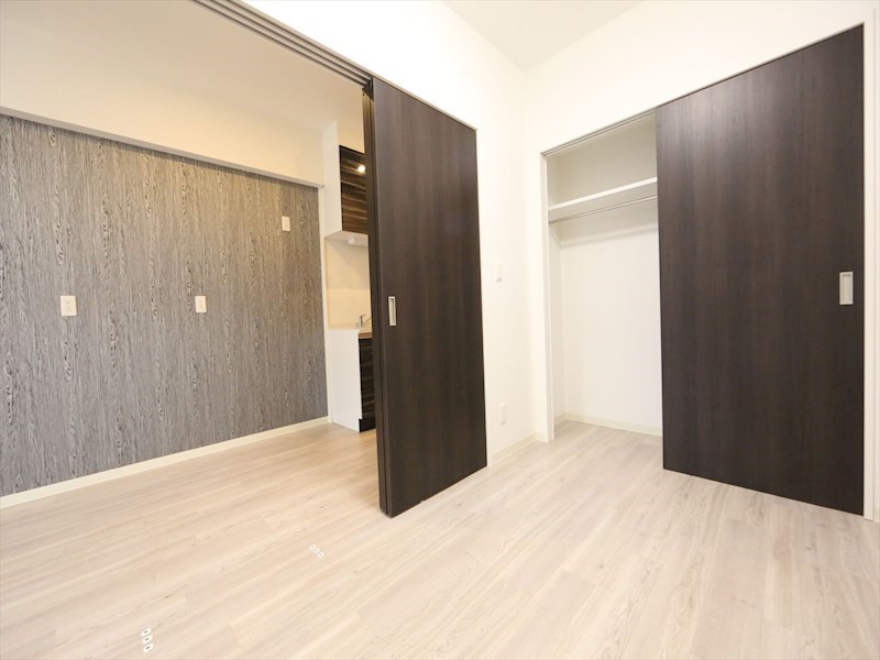 その他部屋・スペース　洋室4.02　クローゼット付（収納充実してます）