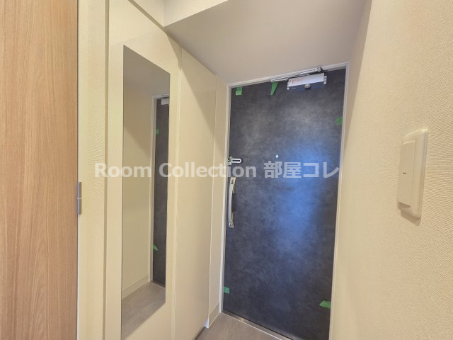 玄関　※同物件他部屋写真 反転、色違いの場合有 現況優先