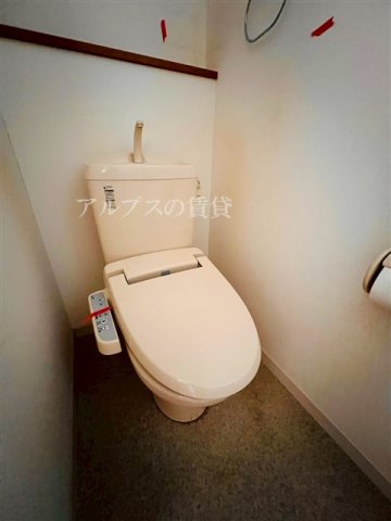 トイレ　反転タイプ