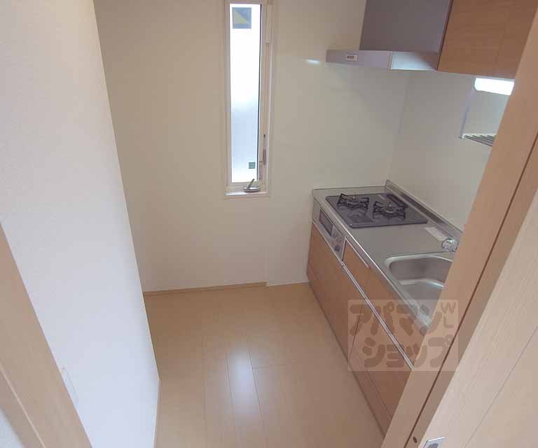 キッチン　独立タイプのキッチンです。