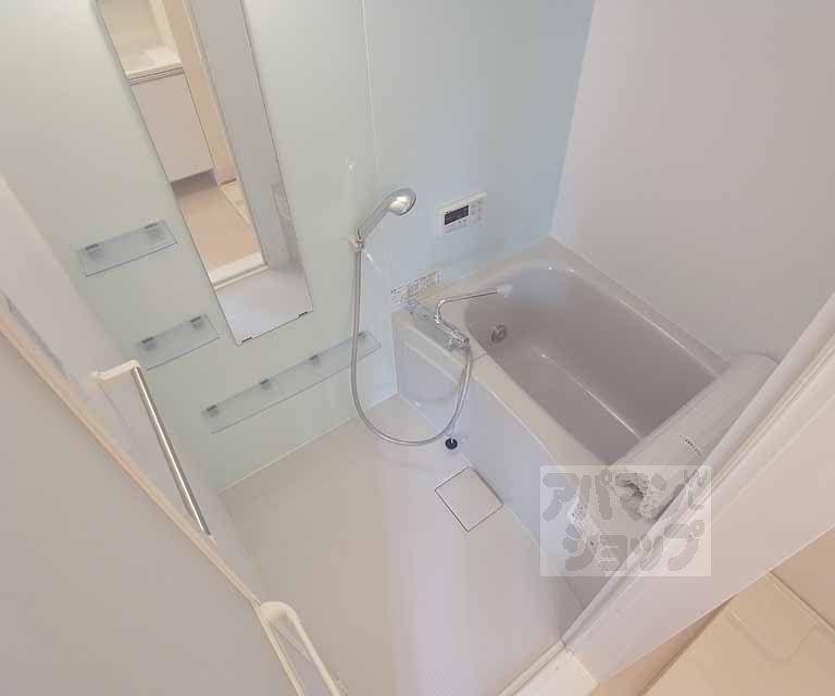 バス・シャワールーム　追炊機能付風呂ですよ！