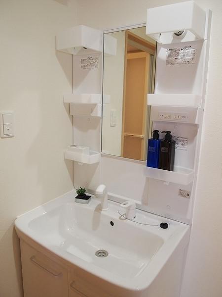 洗面設備　シャンプードレッサー