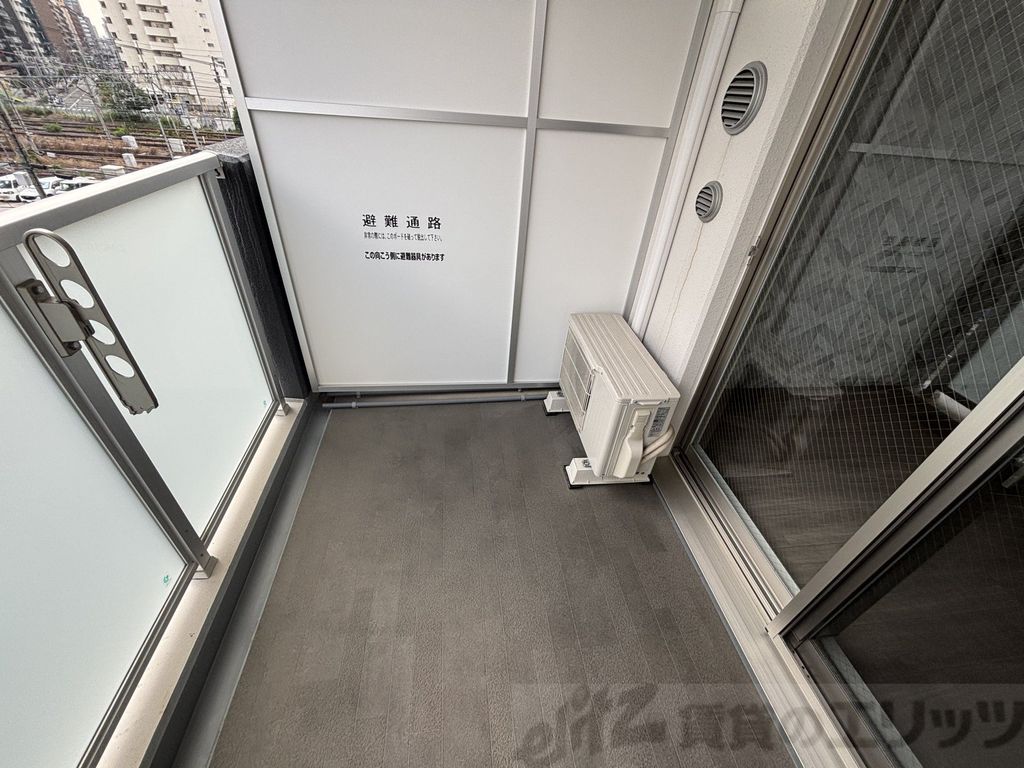 バルコニー　バルコニー