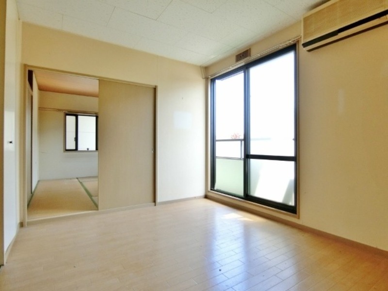 居室・リビング　図面と現状に相違がある場合には現状を優先