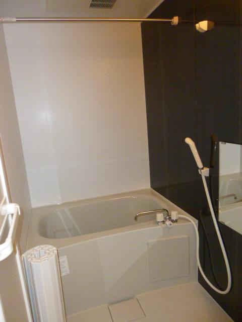 バス・シャワールーム　きれいなお風呂です