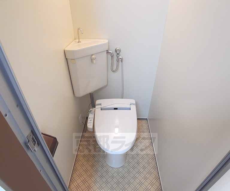 トイレ　・お部屋探しは京都ライフまで・