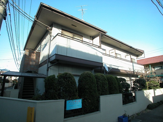 建物外観　周辺は閑静な住宅街ですので落ち着いた住環境です！