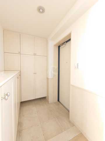 玄関　代官山デュープレックス