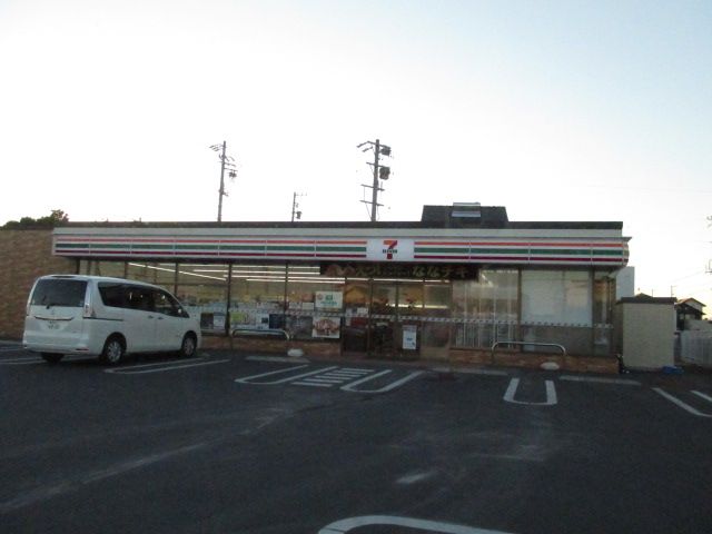 コンビニ　セブンイレブン 焼津石津店（コンビニ）まで1669m