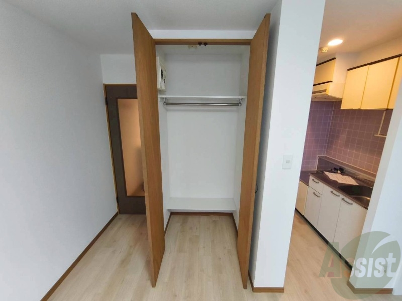 収納　クローゼットがありました。お洋服や荷物はここへ