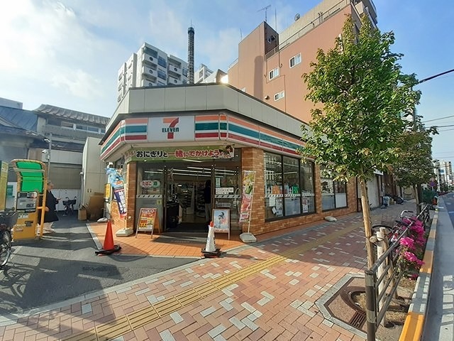 コンビニ　セブンイレブン 台東下谷3丁目店（コンビニ）まで308m