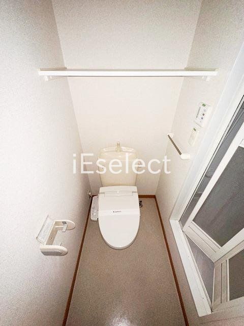 トイレ　脱衣所としても利用できます