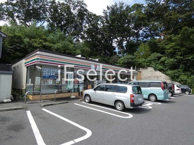 コンビニ　セブンイレブン千葉作草部店（コンビニ）まで220m