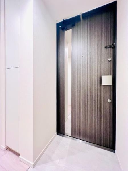 玄関　収納もある玄関です