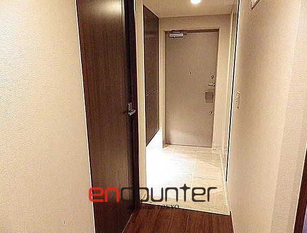 玄関　※同マンション別室参考写真