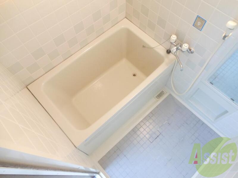 バス・シャワールーム　ゆっくりつかって一日の疲れを取ってくださいね。