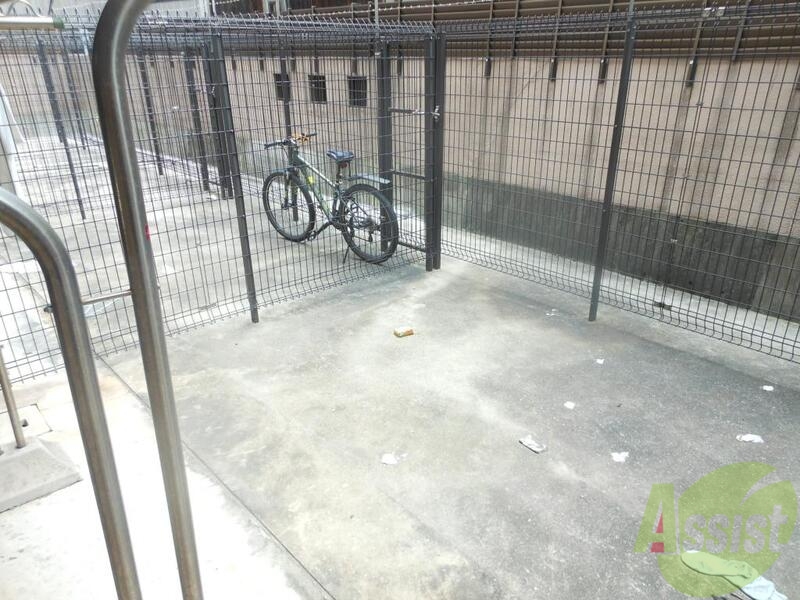 バルコニー　ベランダが広いのでたくさんの洗濯物も安心です