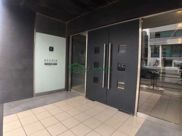 エントランス　レニール本駒込