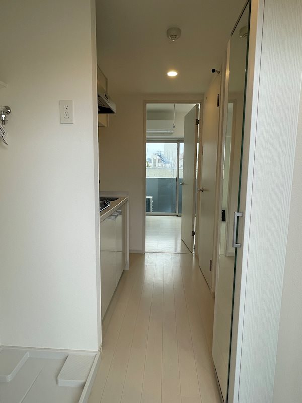 玄関　※別部屋参考写真