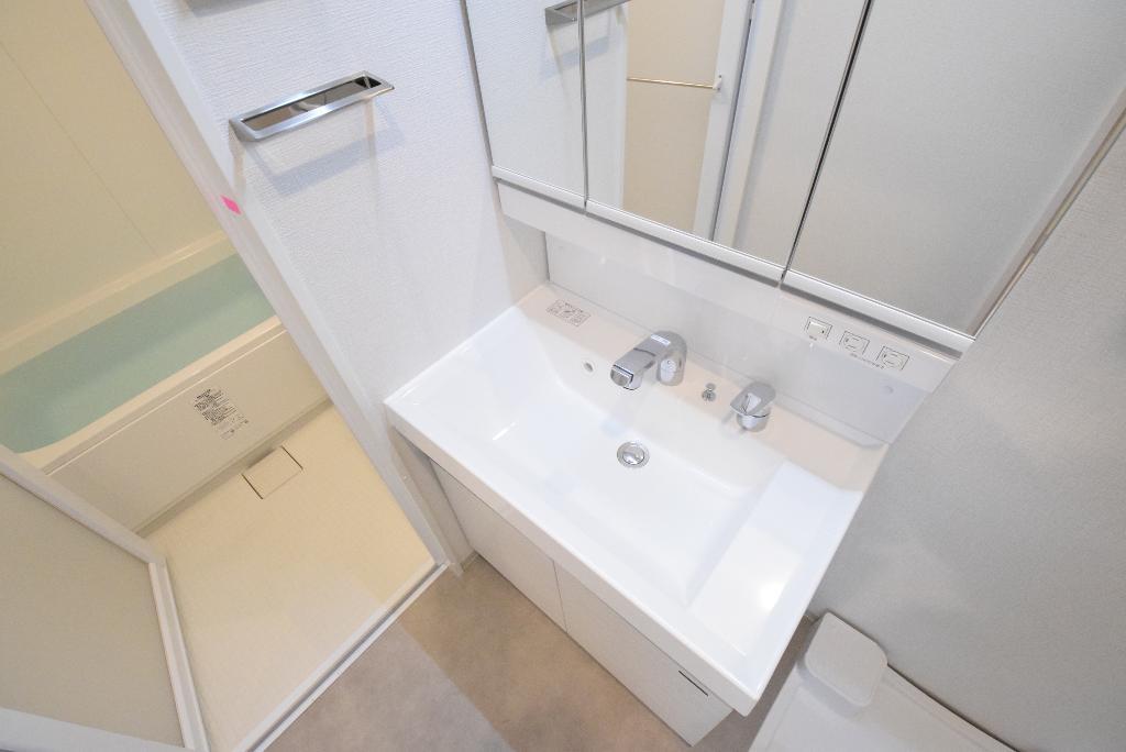 洗面設備　洗髪洗面化粧台