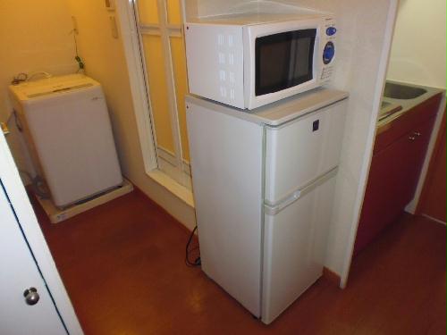 その他　電子レンジ、冷蔵庫、洗濯機付。