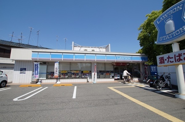 コンビニ　ローソン尼崎長洲西通二丁目店（コンビニ）まで294m