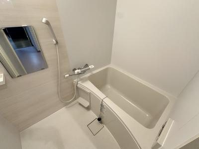 バス・シャワールーム　浴室乾燥機付き