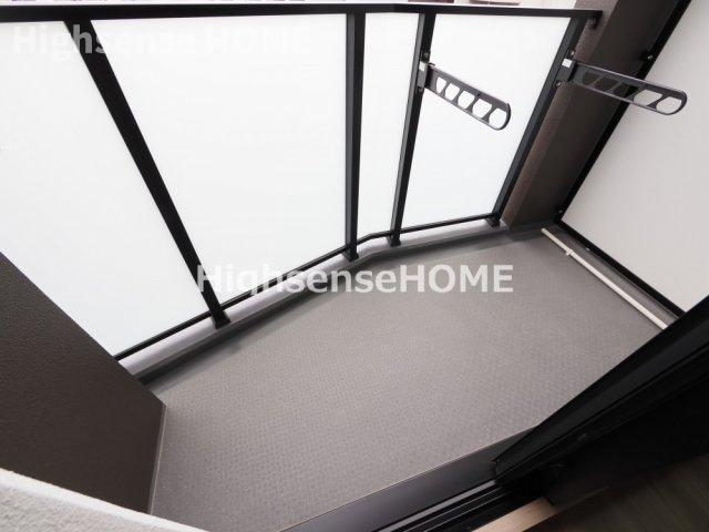 バルコニー　開放的で明るい空間を演出してくれるバルコニーです