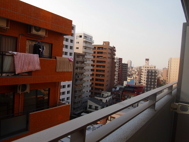 バルコニー　家具家電一式付き！仲介手数料は半月分です！