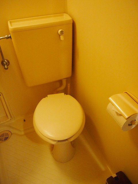 トイレ　家具家電一式付き！仲介手数料は半月分です！