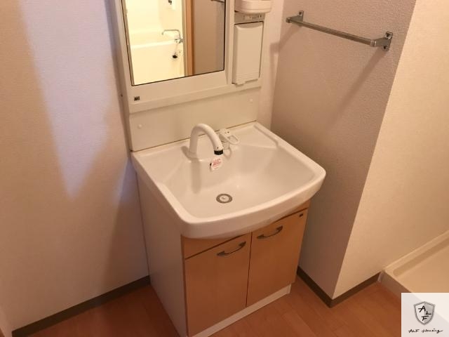 洗面設備　洗髪洗面化粧台