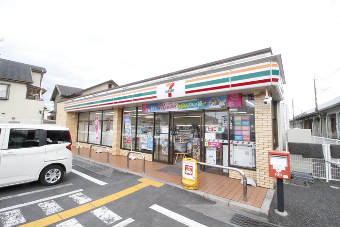 コンビニ　セブンイレブン（コンビニ）まで125m