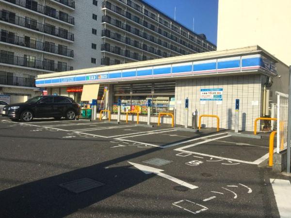 コンビニ　ローソン渋谷幡ヶ谷一丁目店（コンビニ）まで283m