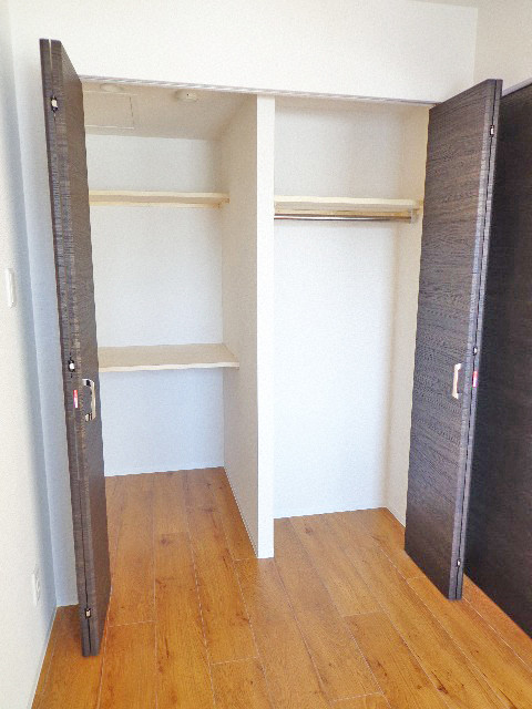 収納　壁一面の大型クローゼット！