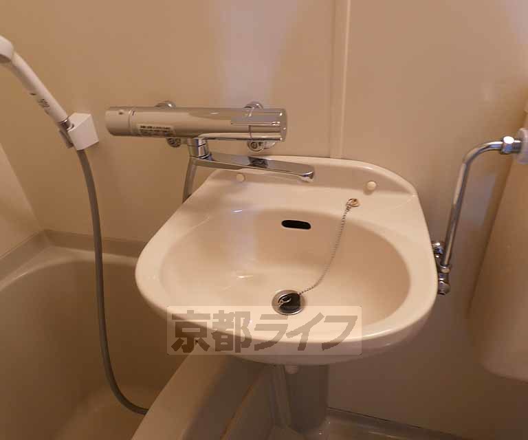 洗面設備　洗面台です。