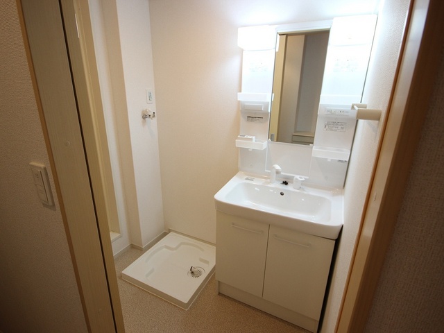 洗面設備　洗髪洗面化粧台付き♪