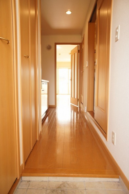 玄関　図面と現状に相違がある場合には現状を優先