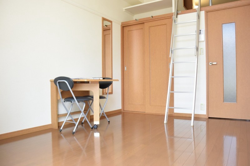 居室・リビング　１Ｆはフローリングになります！！