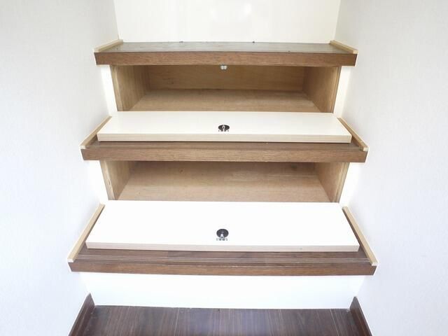 玄関　下駄箱がついているので、片付いた玄関をキープできます！