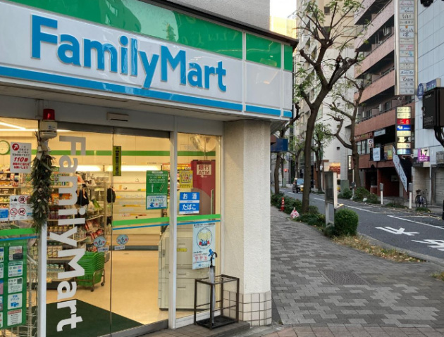 コンビニ　ファミリーマート関内弁天通り店（コンビニ）まで196m