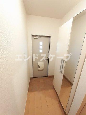 玄関　高崎、前橋のお部屋探しはエンドスケープまで！お客様の理想お聞