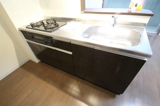 キッチン　※１０１号室の写真です