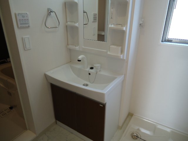 洗面設備　洗髪洗面化粧台