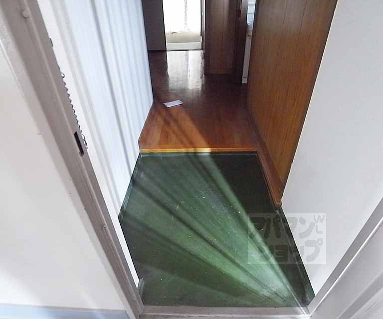 玄関　玄関です。