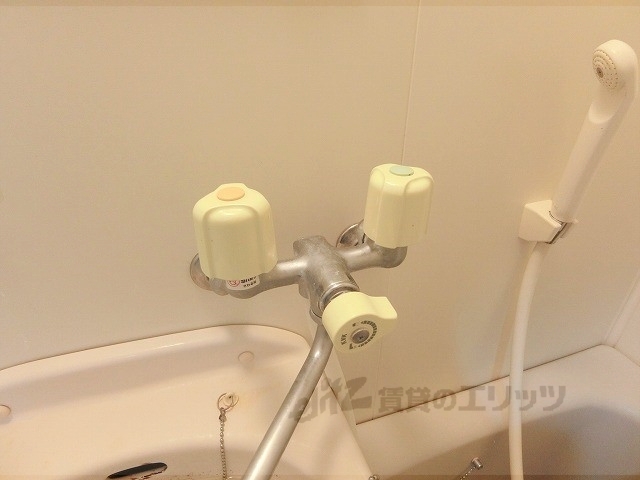 その他設備　給湯器リモコン