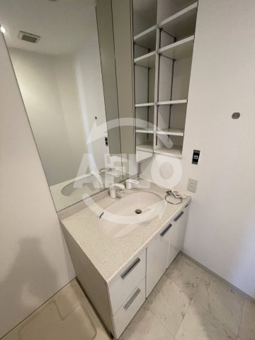 洗面設備　アーデンタワー北堀江　独立洗面台